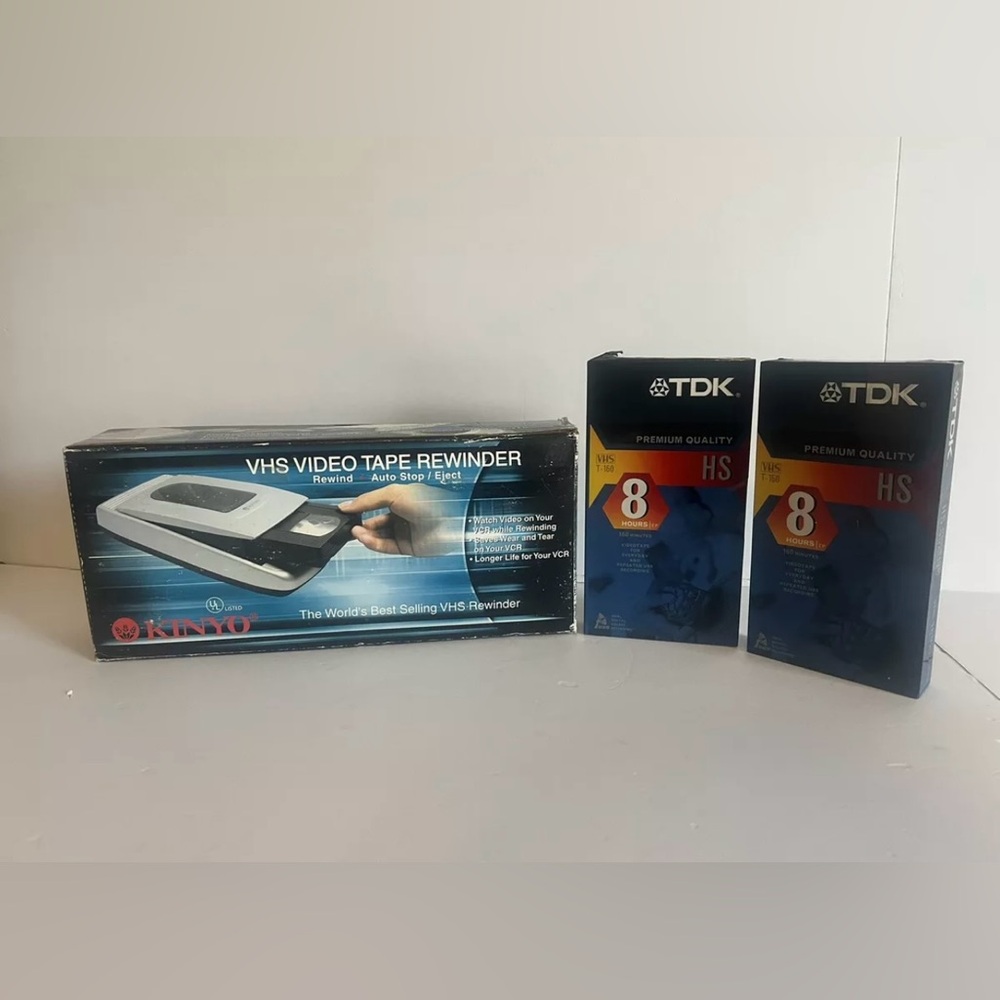 KINYO UV-520 VHS Video Cassette Tape Rewinder VCR NEW - WITH BRAND NEW VHS TAPES